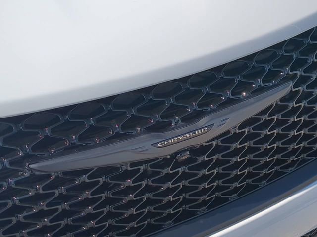 New 2026 Chrysler Pacifica Select w/ S Appearance Package image 13