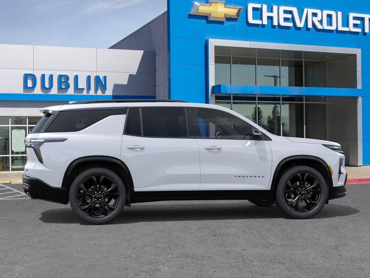 New 2027 Chevrolet Traverse RS w/ LPO, Floor Liner Package AWD/4WD image 6
