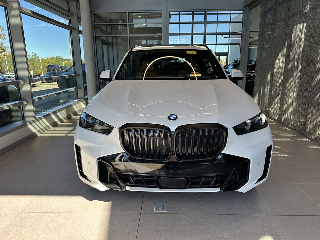 New 2026 BMW X5 xDrive40i w/ M Sport Package image 2