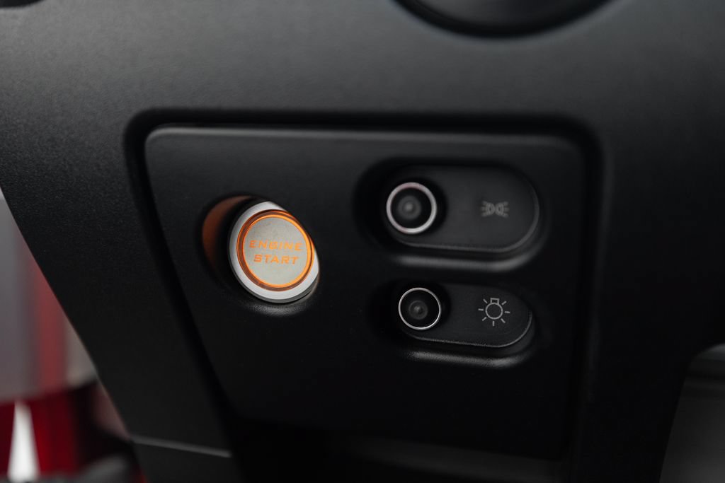 Used 2005 Lotus Elise RWD image 29