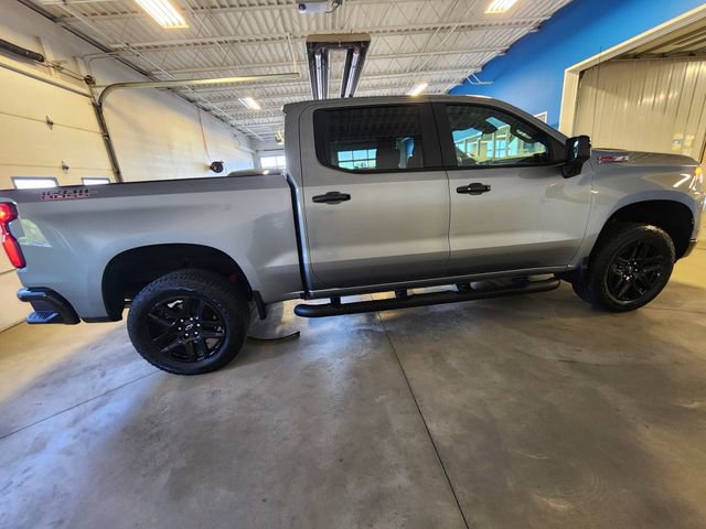 Used 2025 Chevrolet Silverado 1500 LT Trail Boss w/ Convenience Package II AWD/4WD image 5