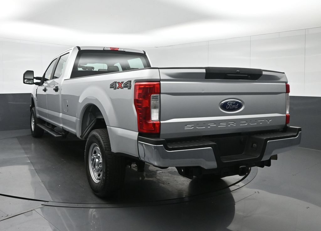 Used 2018 Ford F250 XL w/ XL Value Package AWD/4WD image 5