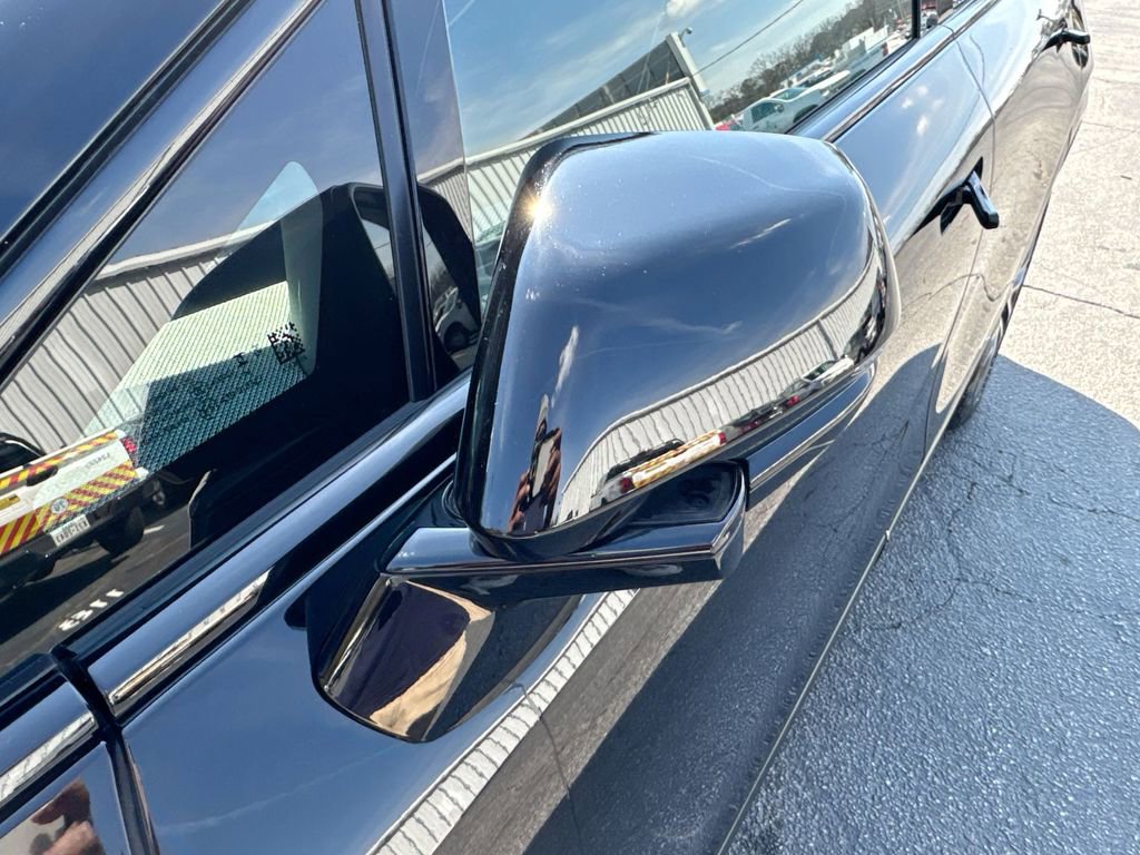 Used 2025 Cadillac Optiq Sport 2 image 11