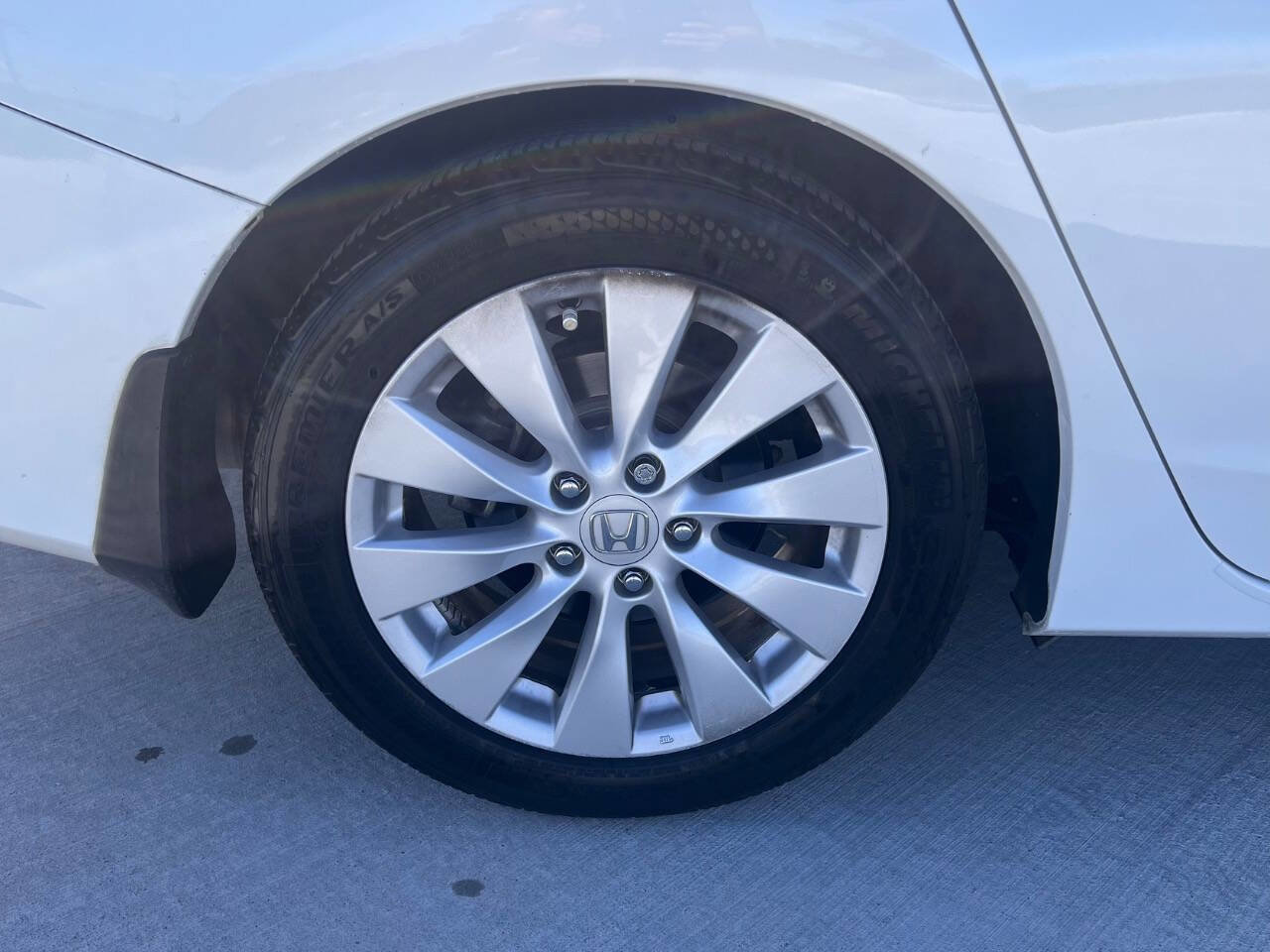 Used 2015 Honda Accord EX-L image 22