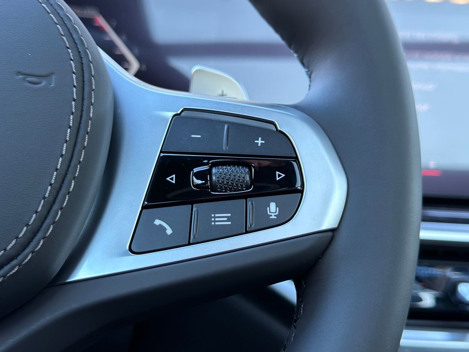New 2026 BMW X7 xDrive40i w/ M Sport Package image 27