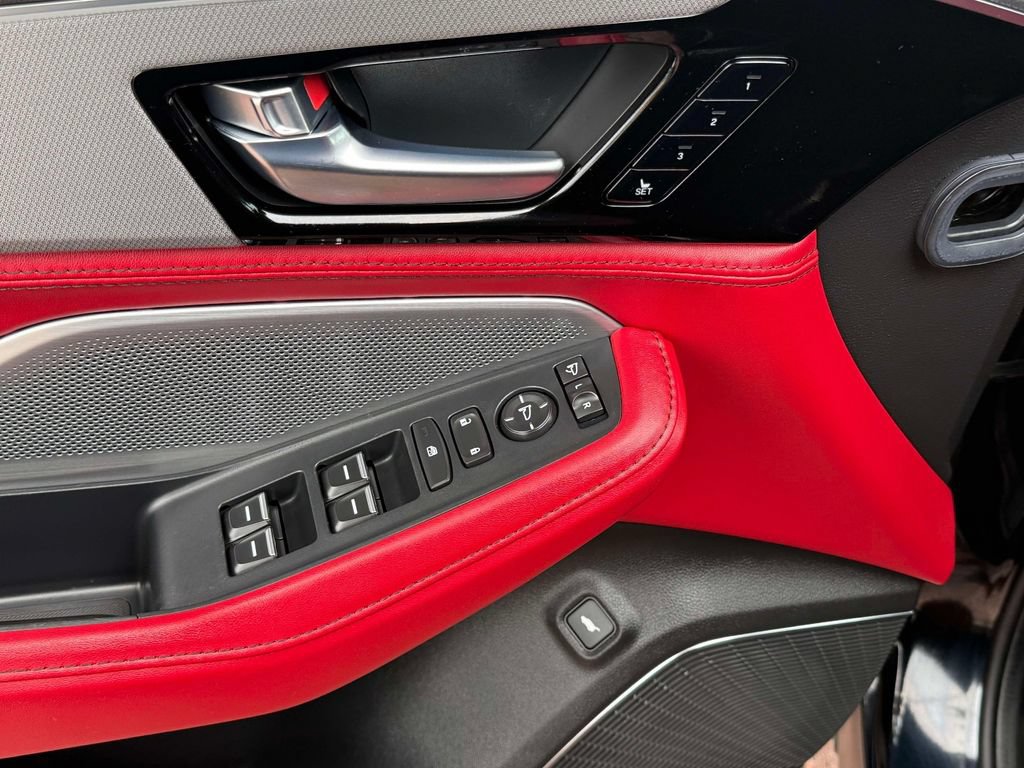 Certified 2025 Acura MDX A-Spec AWD/4WD image 18