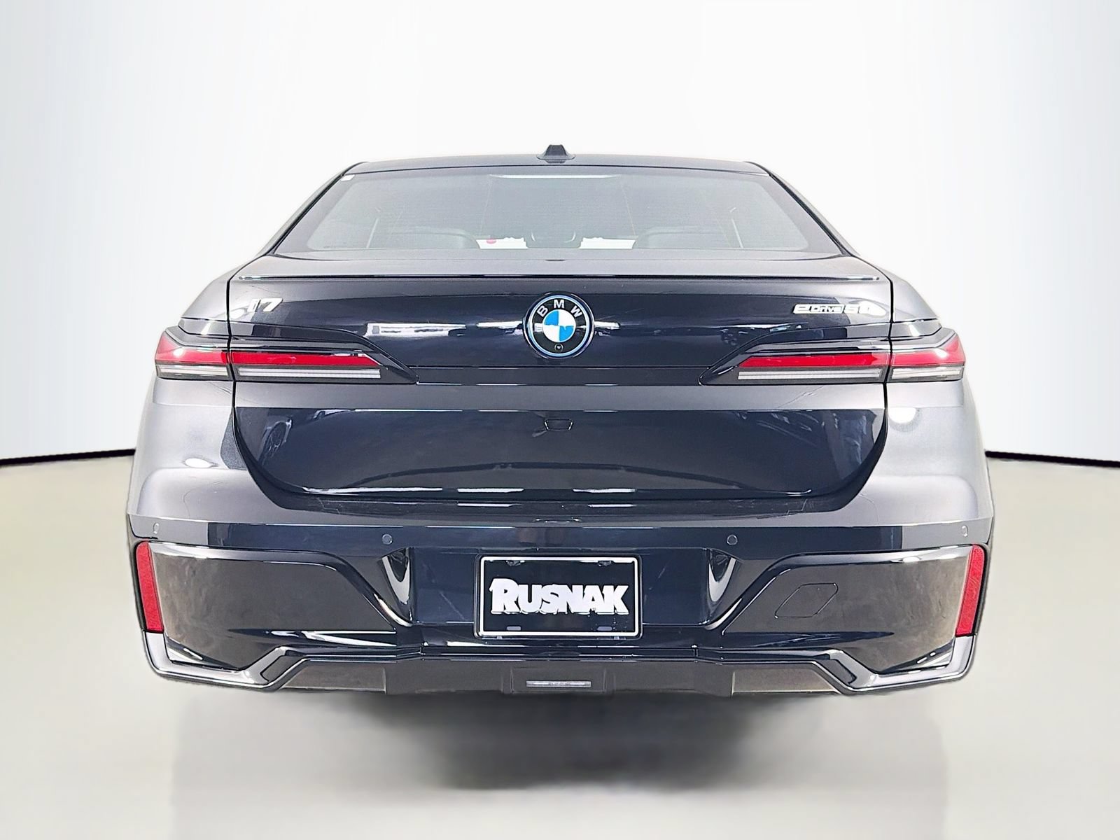 New 2026 BMW i7 xDrive60 w/ M Sport Package RWD image 6