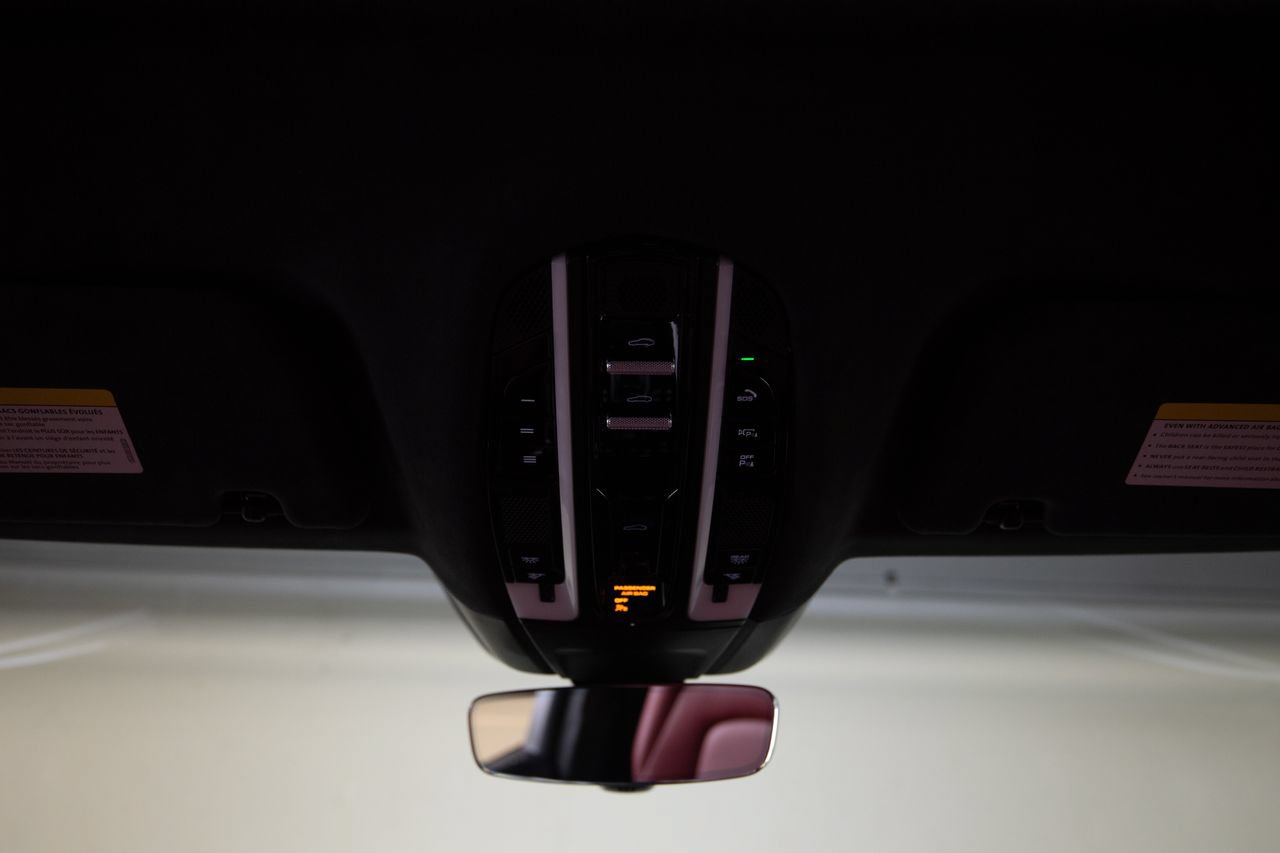 Certified 2022 Porsche Panamera GTS AWD/4WD image 19
