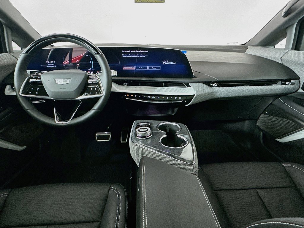 New 2027 Cadillac Optiq Premium Sport w/ LPO, Floor Liner Package AWD/4WD image 28