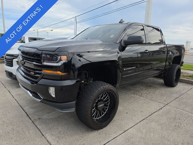 Used 2018 Chevrolet Silverado 1500 LT w/ All Star Edition AWD/4WD image 3