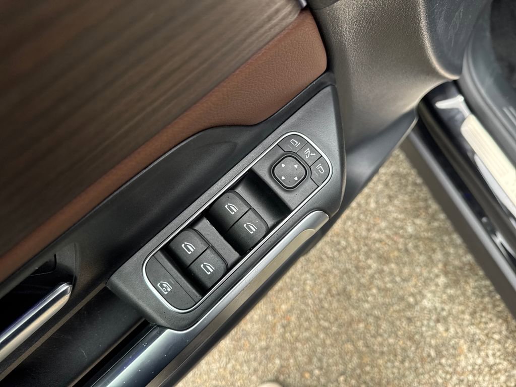New 2026 Mercedes-Benz GLB 250 4MATIC image 11