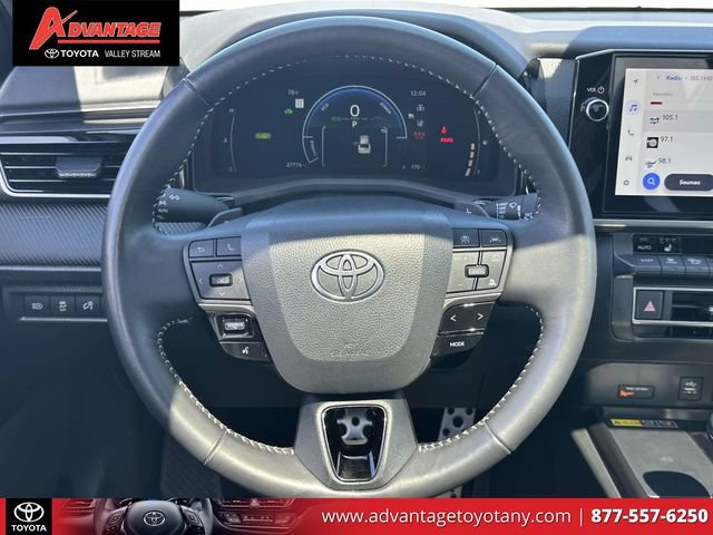 Certified 2025 Toyota Camry SE w/ Multimedia Upgrade Package AWD/4WD image 18