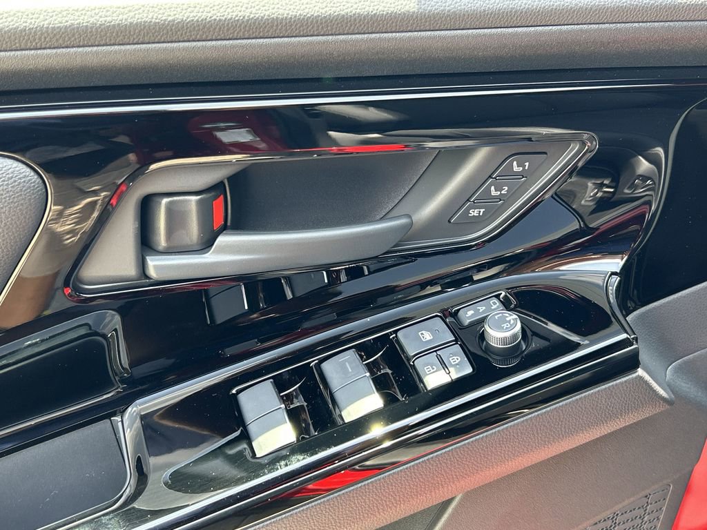 New 2025 Subaru Solterra Touring w/ Touring Package image 19