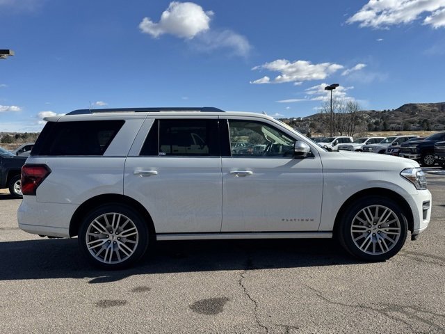 Used 2022 Ford Expedition Platinum image 6