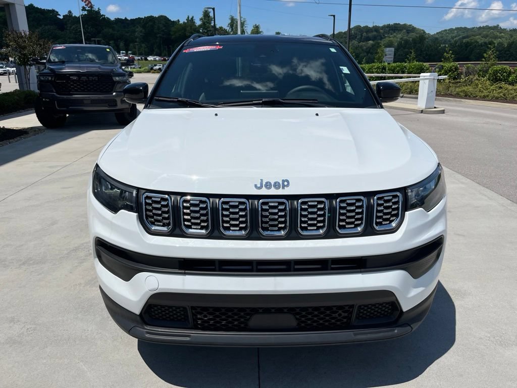 Used 2025 Jeep Compass Limited AWD/4WD image 30