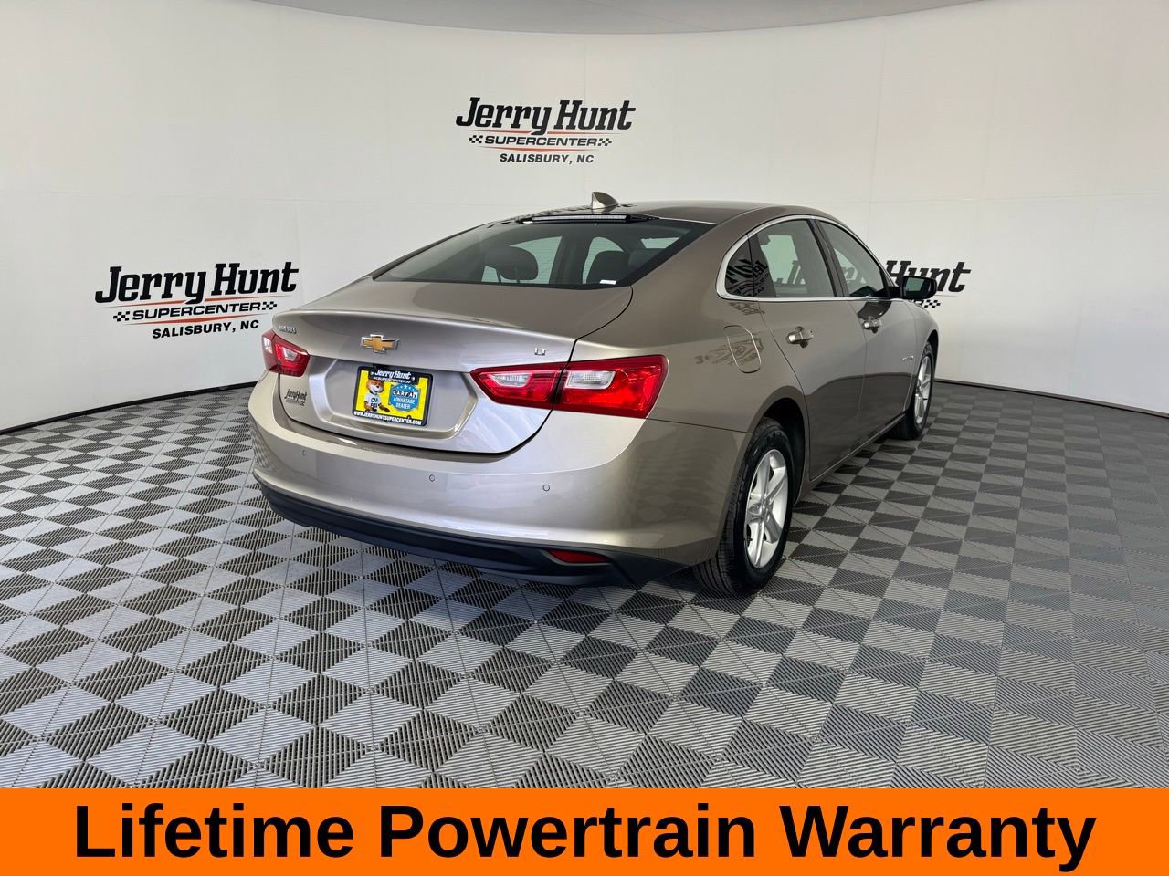 Used 2023 Chevrolet Malibu LT w/ Driver Confidence Package image 7