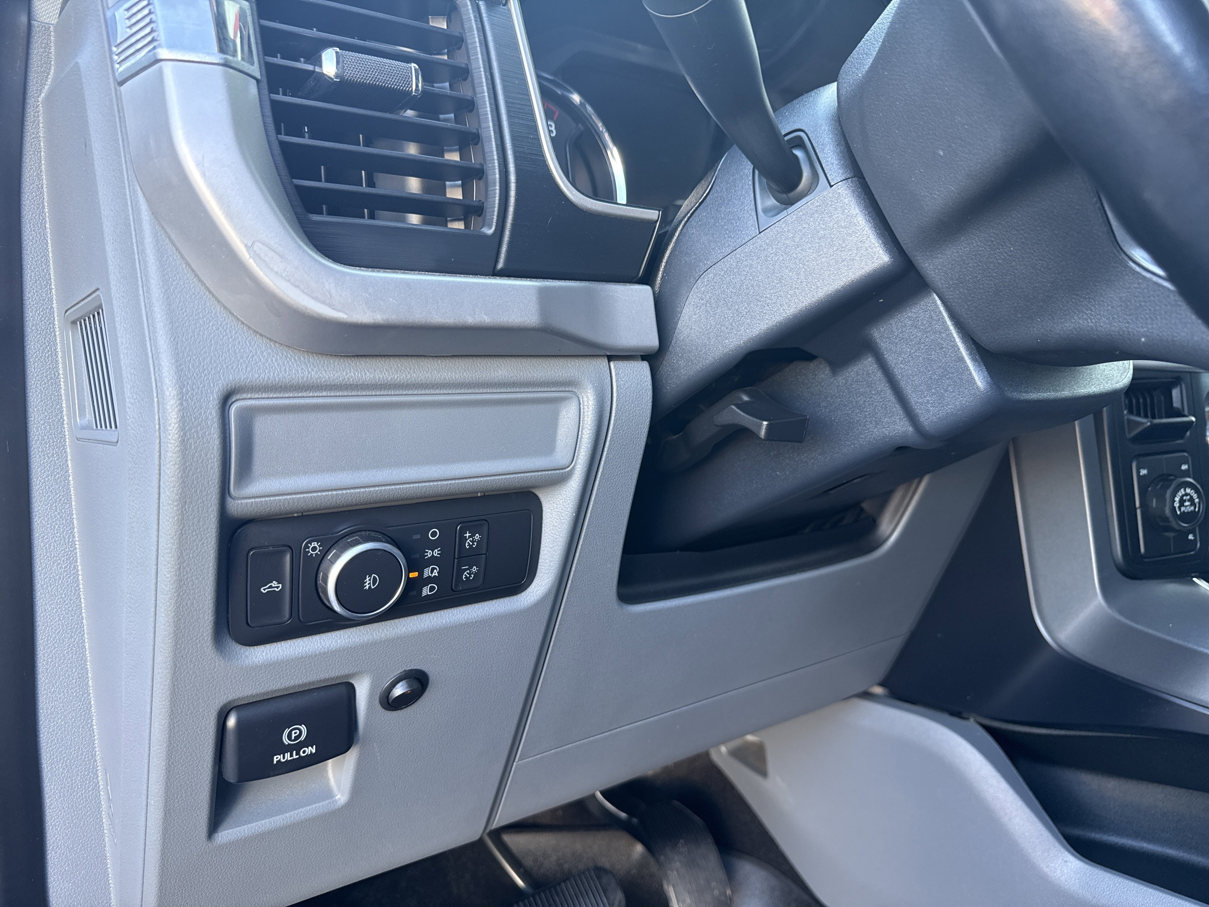 Used 2022 Ford F150 XLT w/ Equipment Group 301A Mid image 16