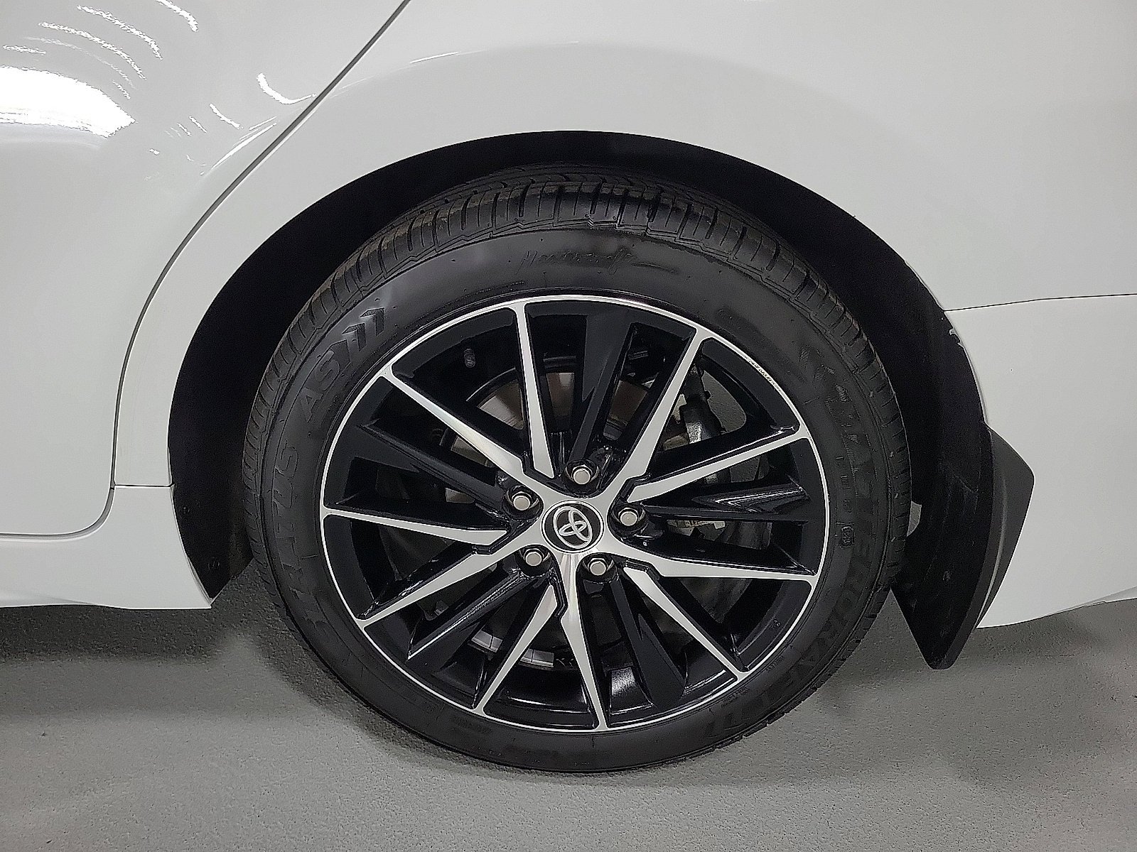 Certified 2024 Toyota Camry SE FWD image 20