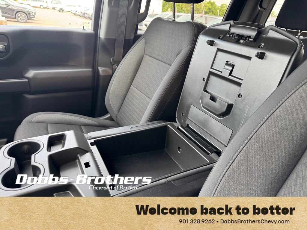 Used 2024 Chevrolet Silverado 1500 Custom AWD/4WD image 22