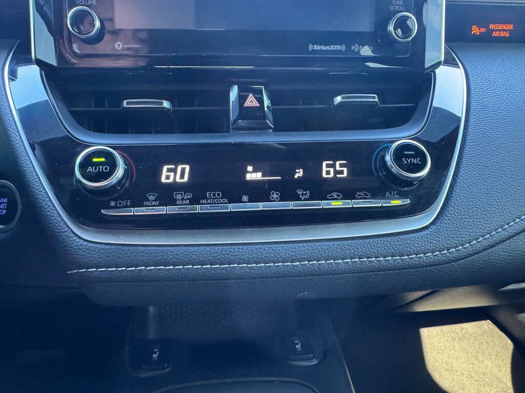 Used 2019 Toyota Corolla XSE image 10