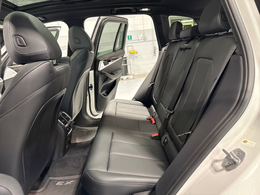 Used 2022 BMW X3 xDrive30i w/ Premium Package Essential AWD/4WD image 40