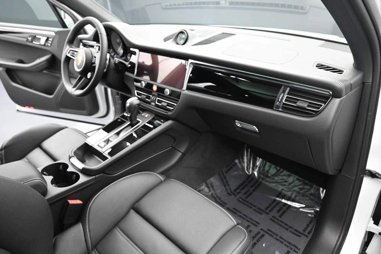 New 2026 Porsche Macan S AWD/4WD image 20