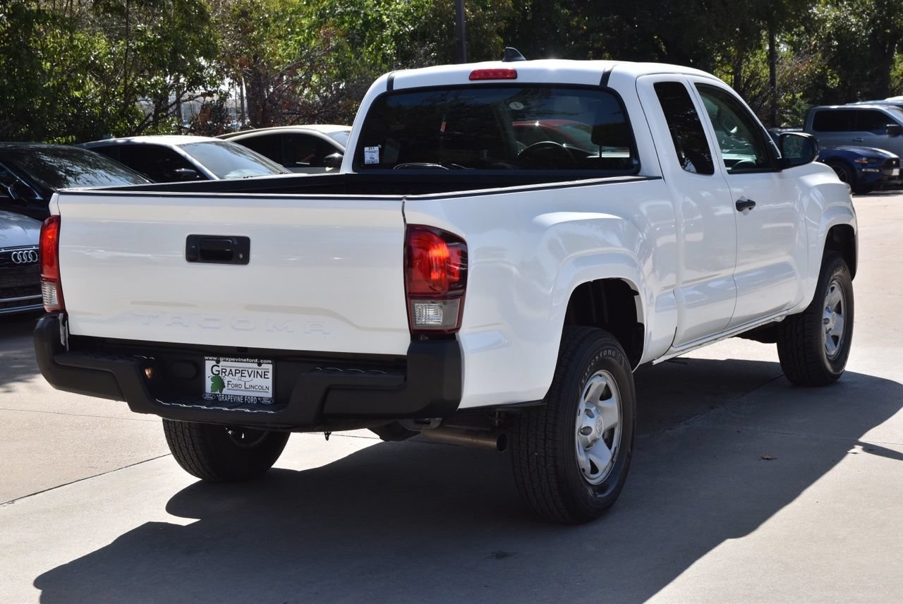 Used 2023 Toyota Tacoma SR RWD image 8