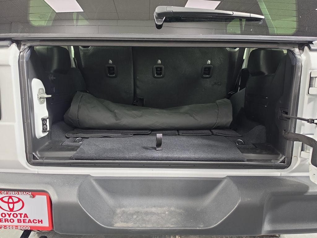Used 2024 Jeep Wrangler Unlimited Sport AWD/4WD image 32