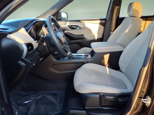 Used 2022 Chevrolet Traverse LS image 11