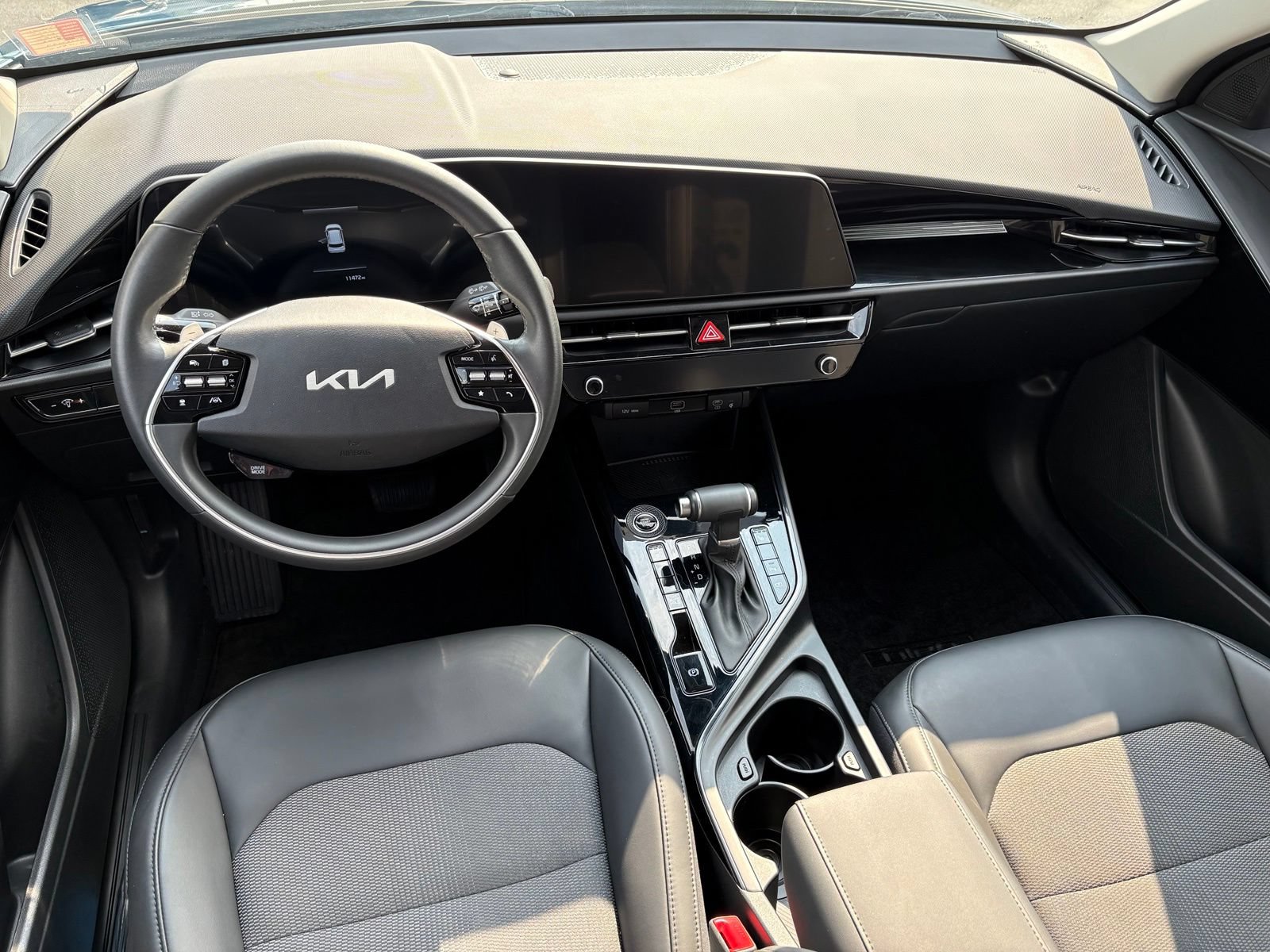 Used 2025 Kia Niro EX FWD image 13