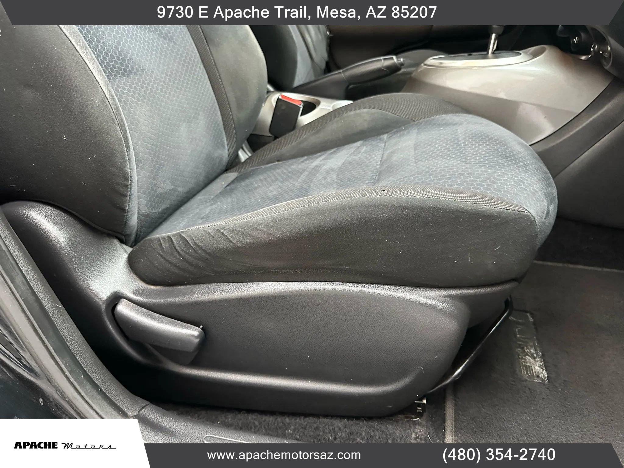 Used 2013 Nissan Juke SV image 39