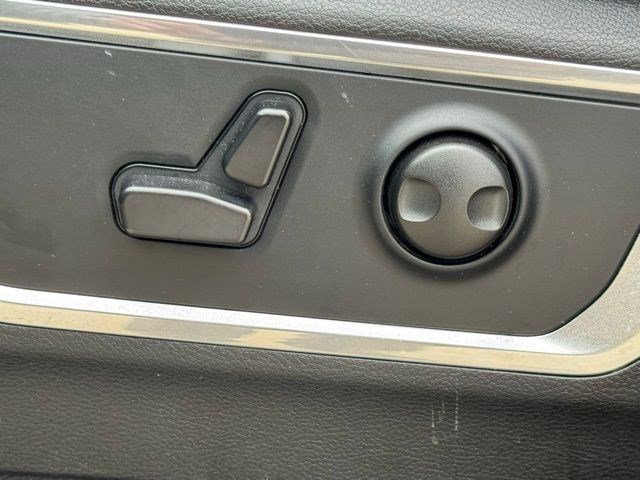 Used 2025 RAM 1500 Laramie w/ Sport Appearance Package image 12