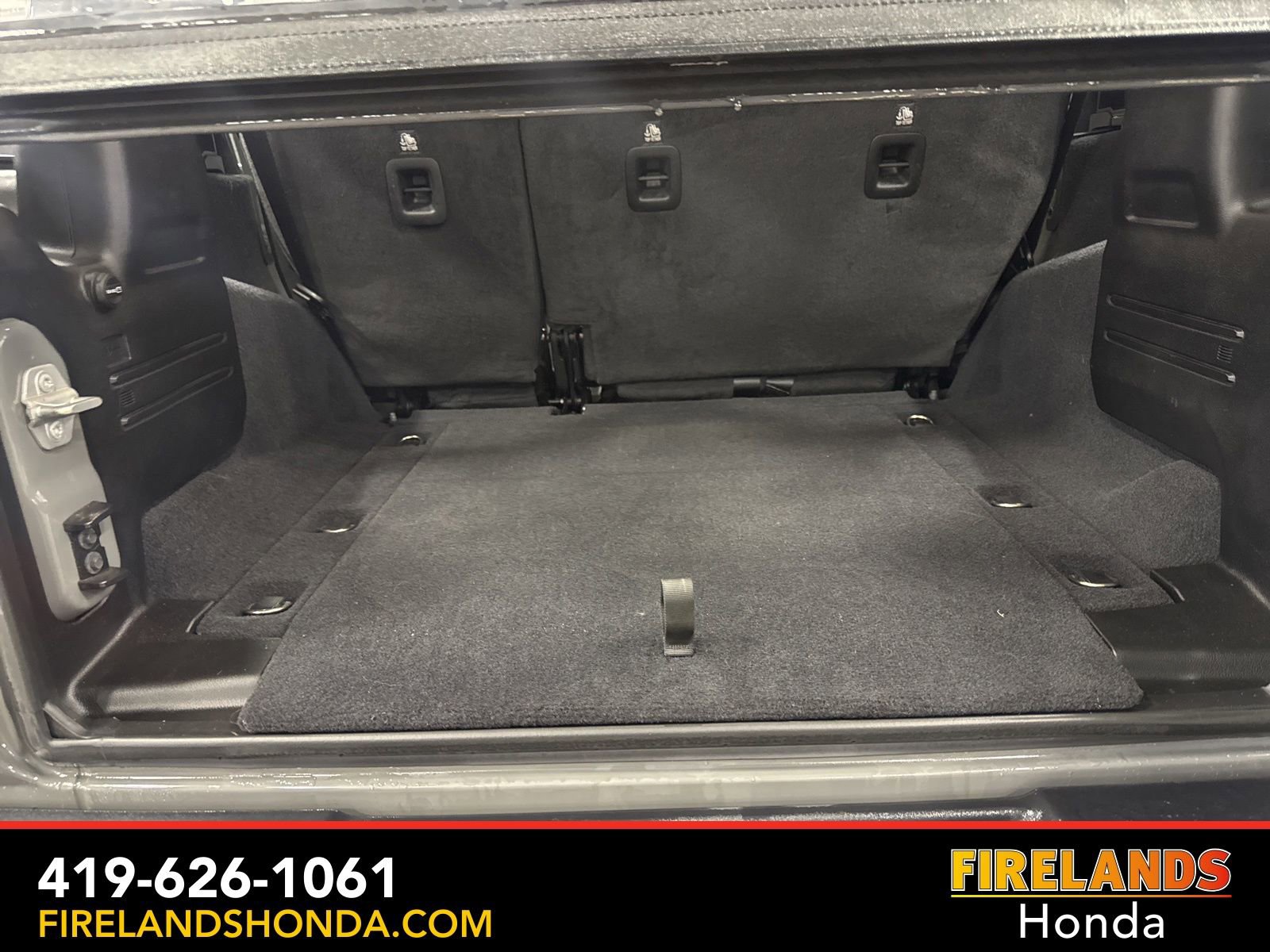 Used 2020 Jeep Wrangler Unlimited Sport image 30