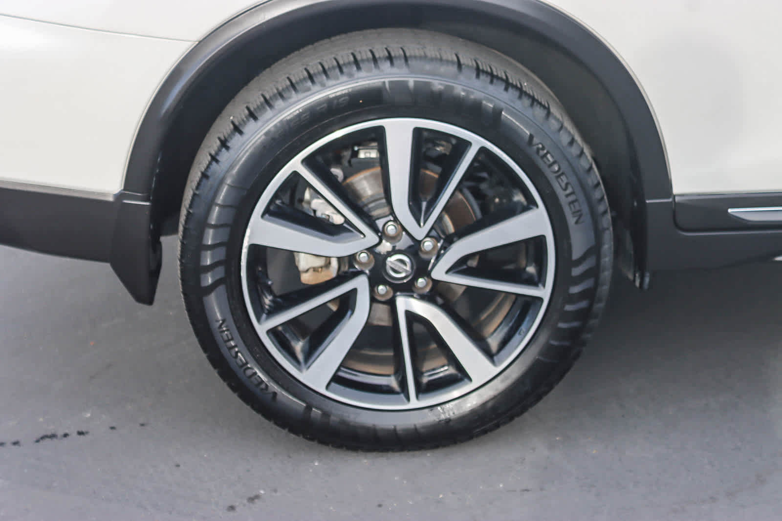 Used 2020 Nissan Rogue SL image 10