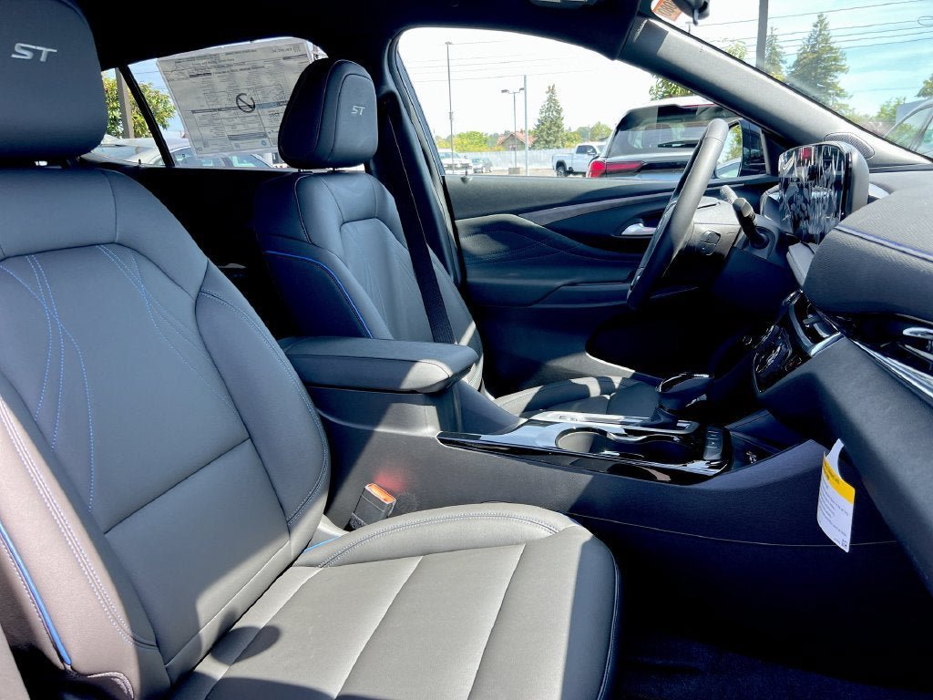 New 2026 Buick Envista Sport Touring w/ Convenience I Package FWD image 23