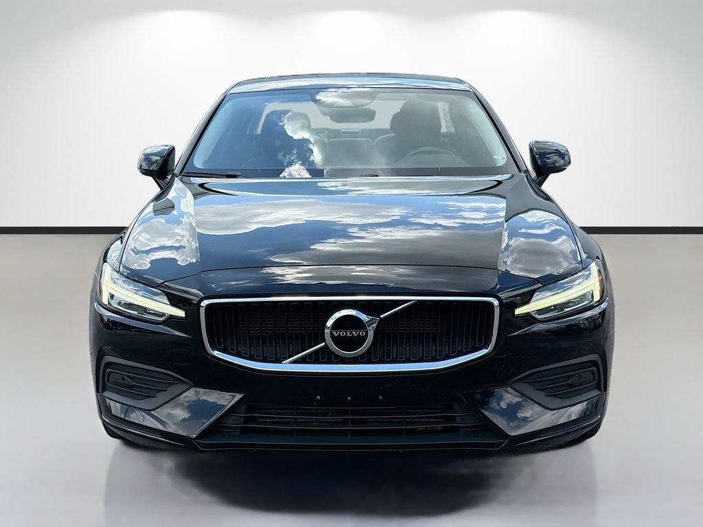 Used 2020 Volvo S60 T6 Momentum w/ Protection Package Premier AWD/4WD image 8