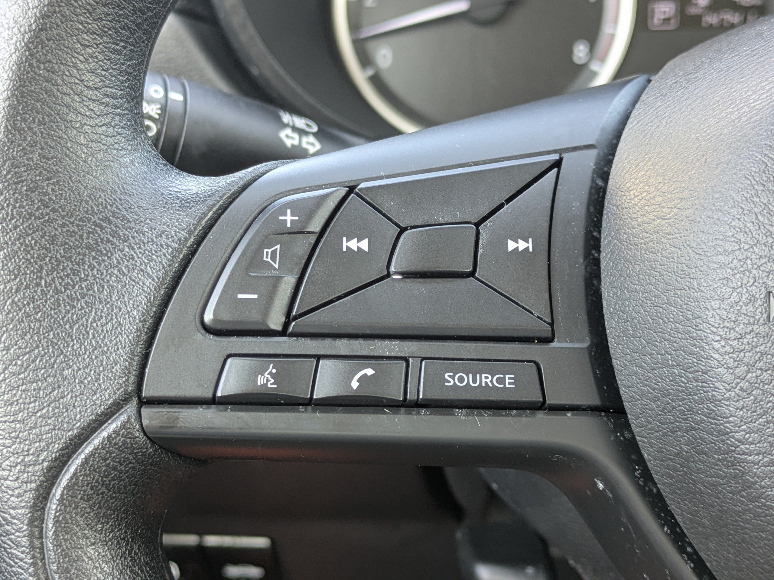 Used 2025 Nissan Versa S w/ Trunk Package FWD image 21