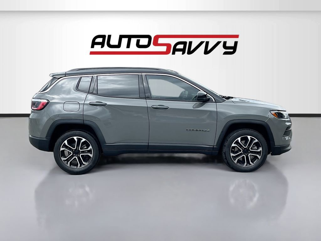 Used 2023 Jeep Compass Limited image 8