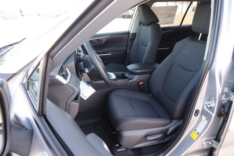 New 2025 Toyota RAV4 LE image 8