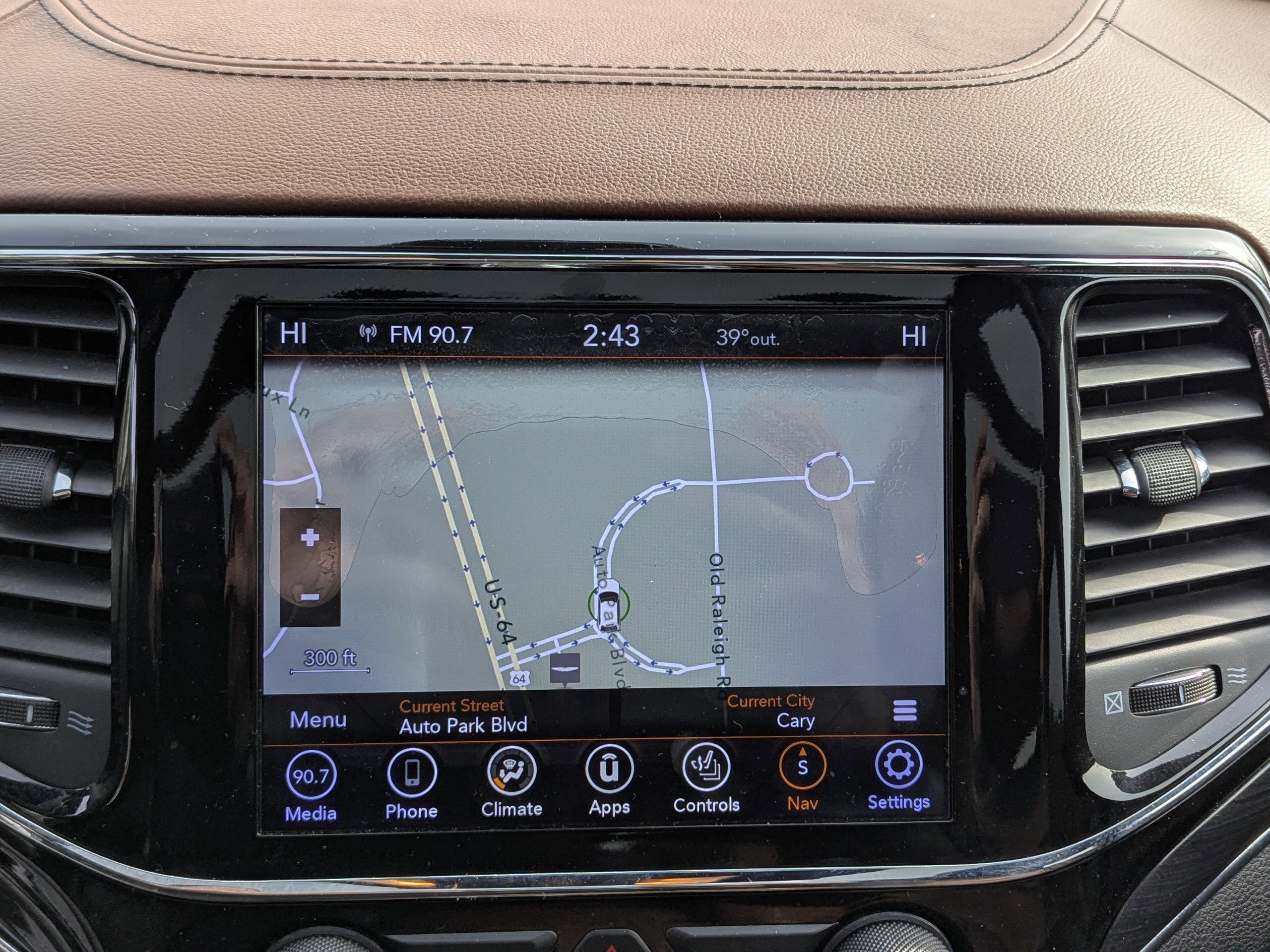 Used 2020 Jeep Grand Cherokee Overland image 23