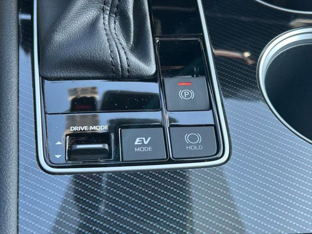 Certified 2025 Toyota Sienna XSE w/ XSE Premium Package image 38