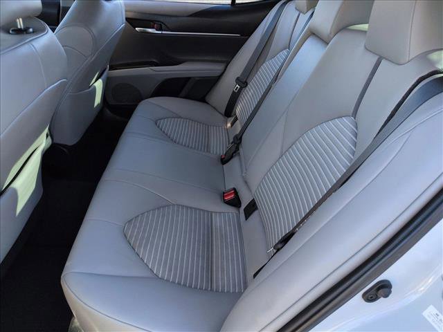 Used 2022 Toyota Camry SE w/ Carpet Mat Package (TMS) image 18