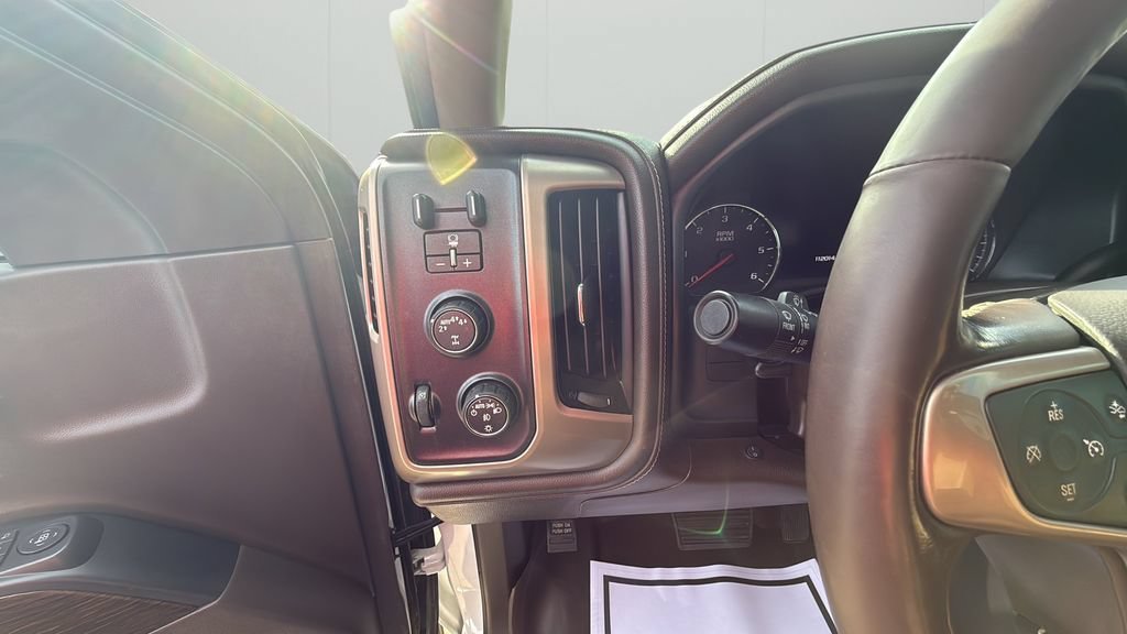 Used 2018 GMC Sierra 1500 Denali AWD/4WD image 23