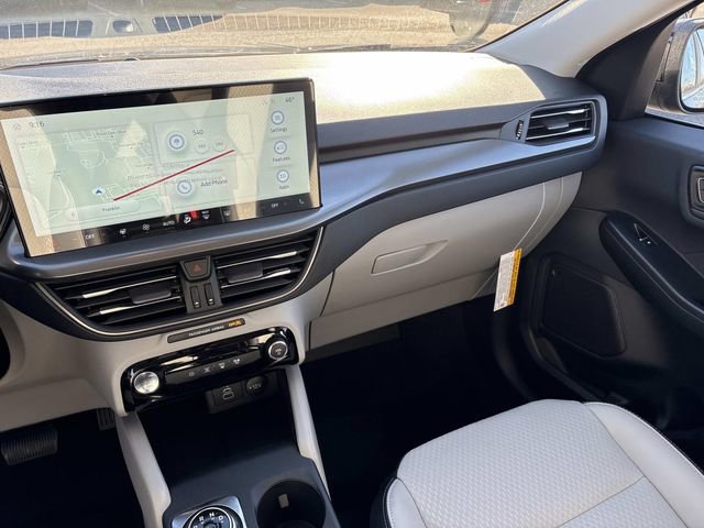 New 2026 Ford Escape SE image 15