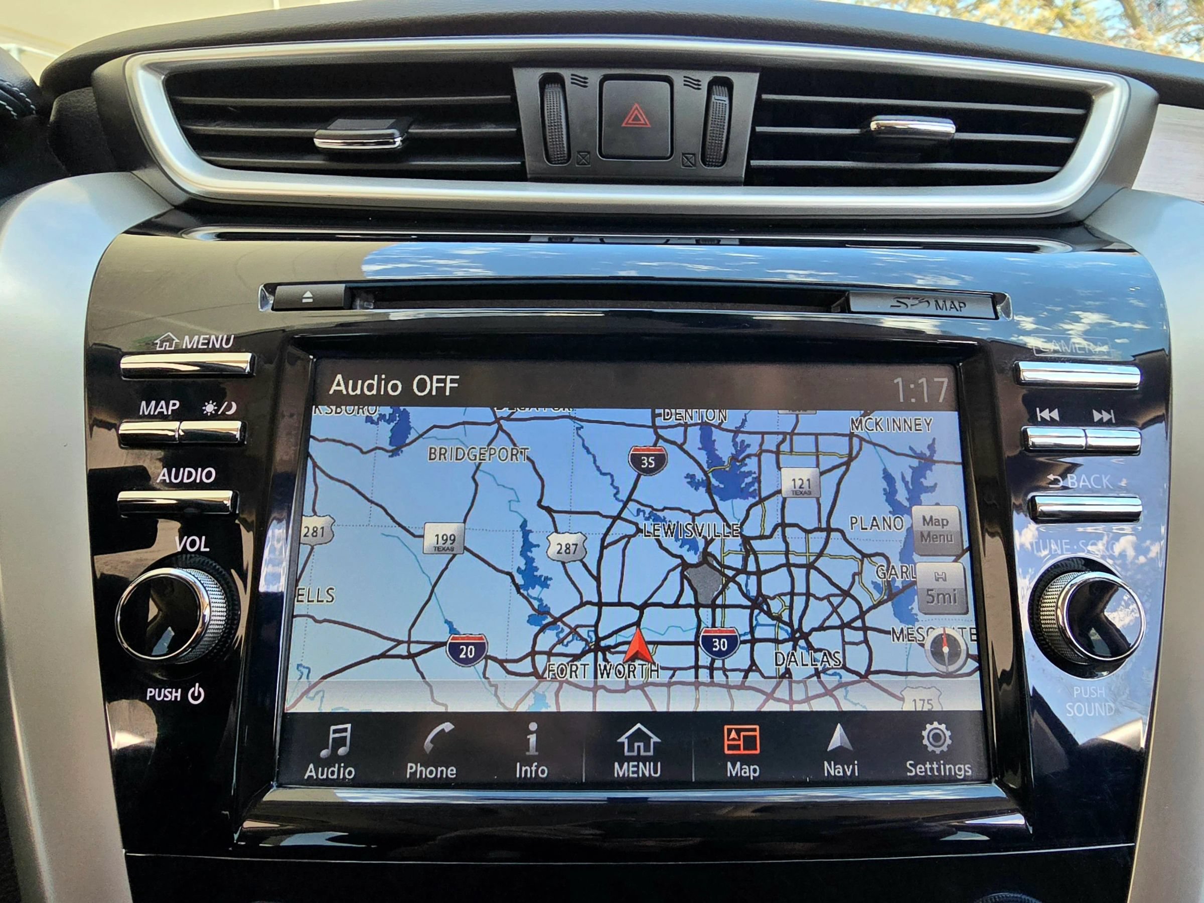 Used 2017 Nissan Murano SV w/ Premium Plus Package FWD image 33