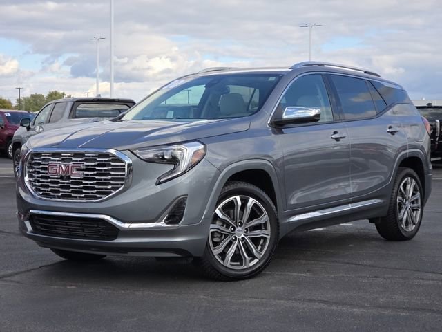 Used 2020 GMC Terrain Denali w/ Denali Premium Package image 2