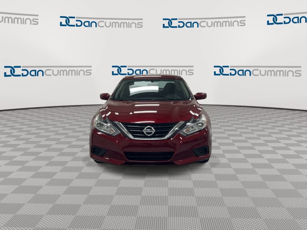 Used 2018 Nissan Altima 2.5 S w/ S Convenience Package FWD image 3