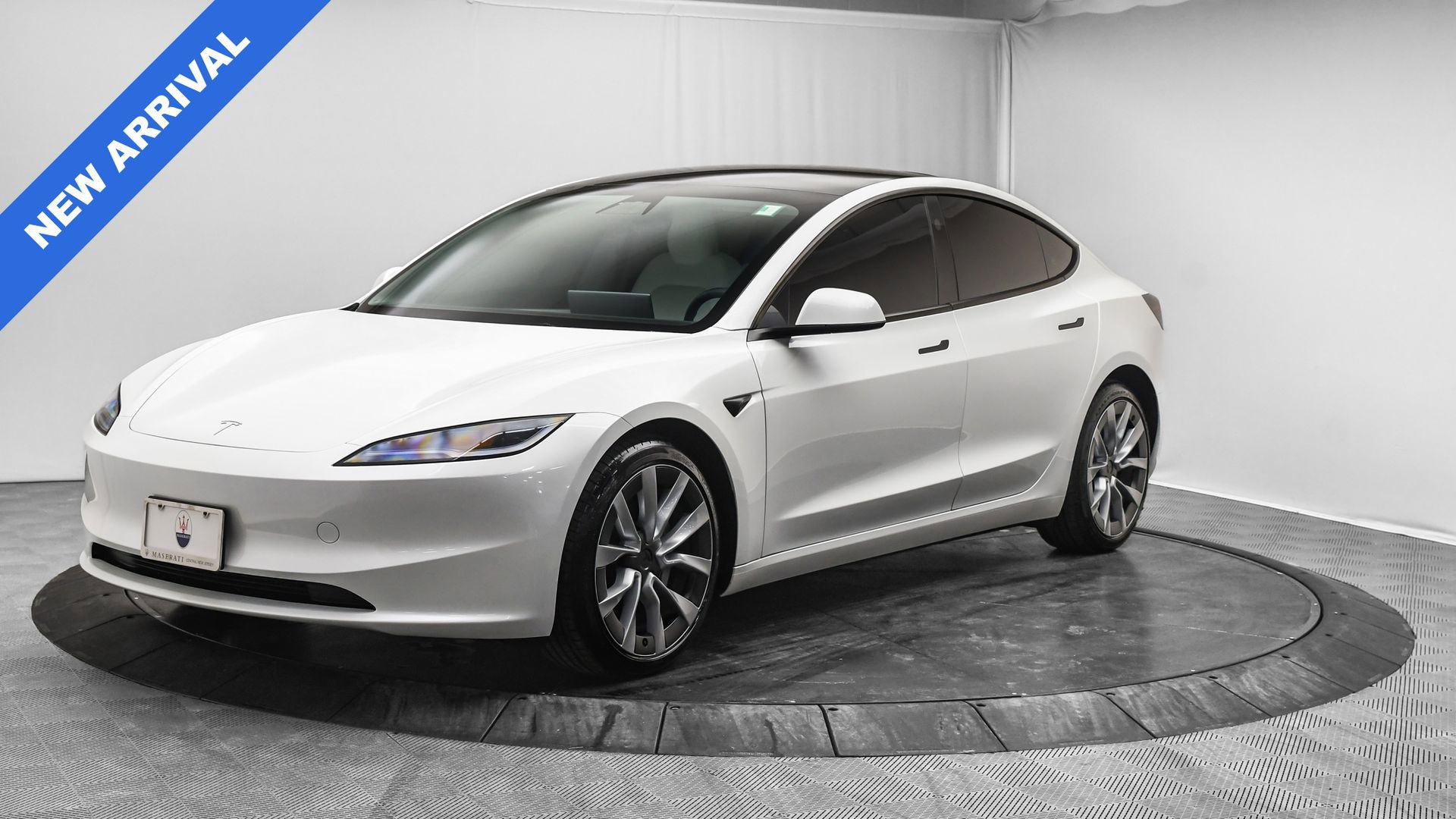 Used 2025 Tesla Model 3 Long Range image 3