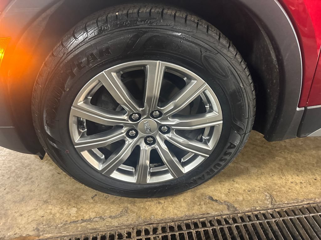 Used 2019 Cadillac XT4 Premium Luxury AWD/4WD image 11
