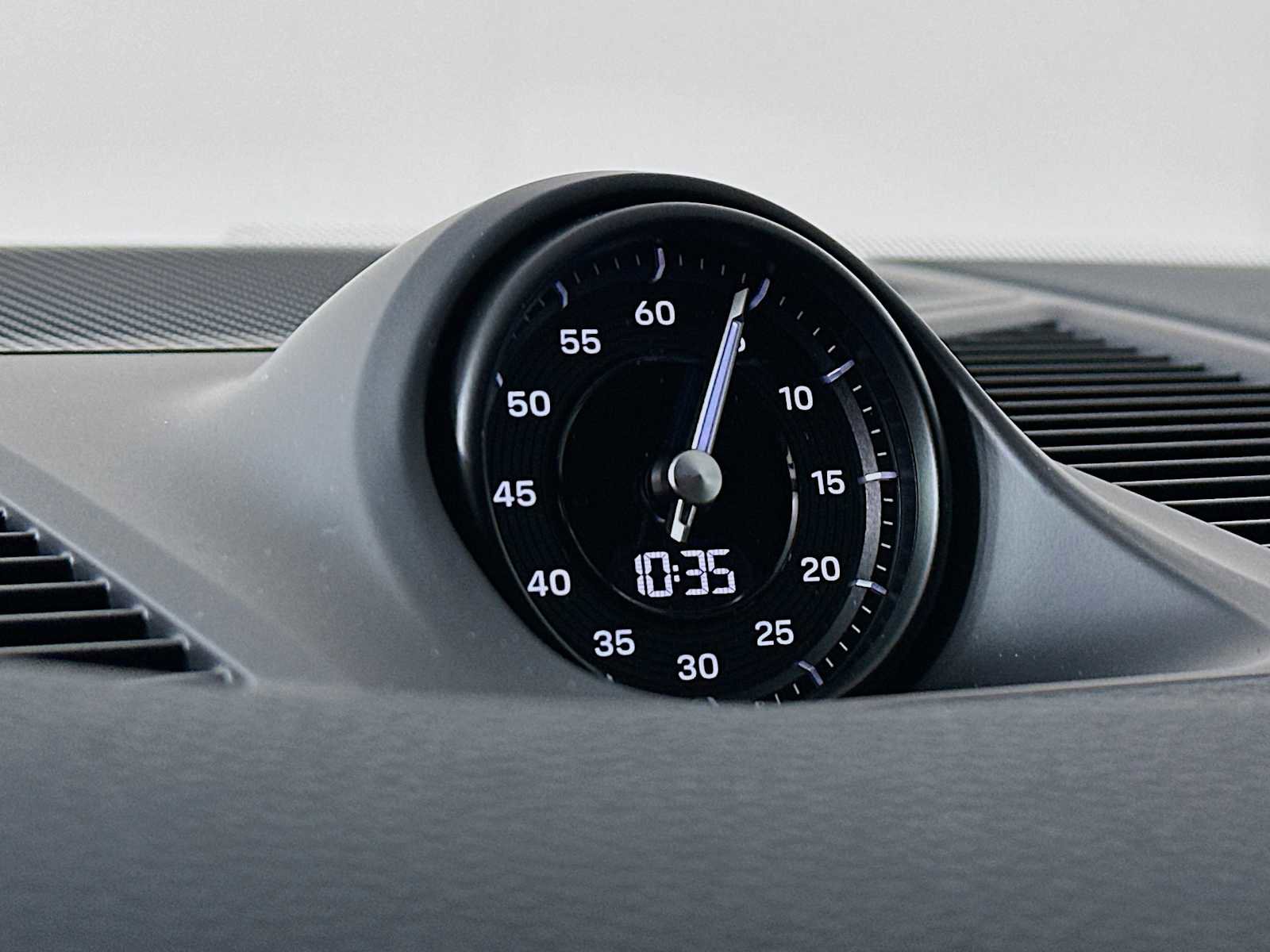 New 2026 Porsche Cayenne S image 16